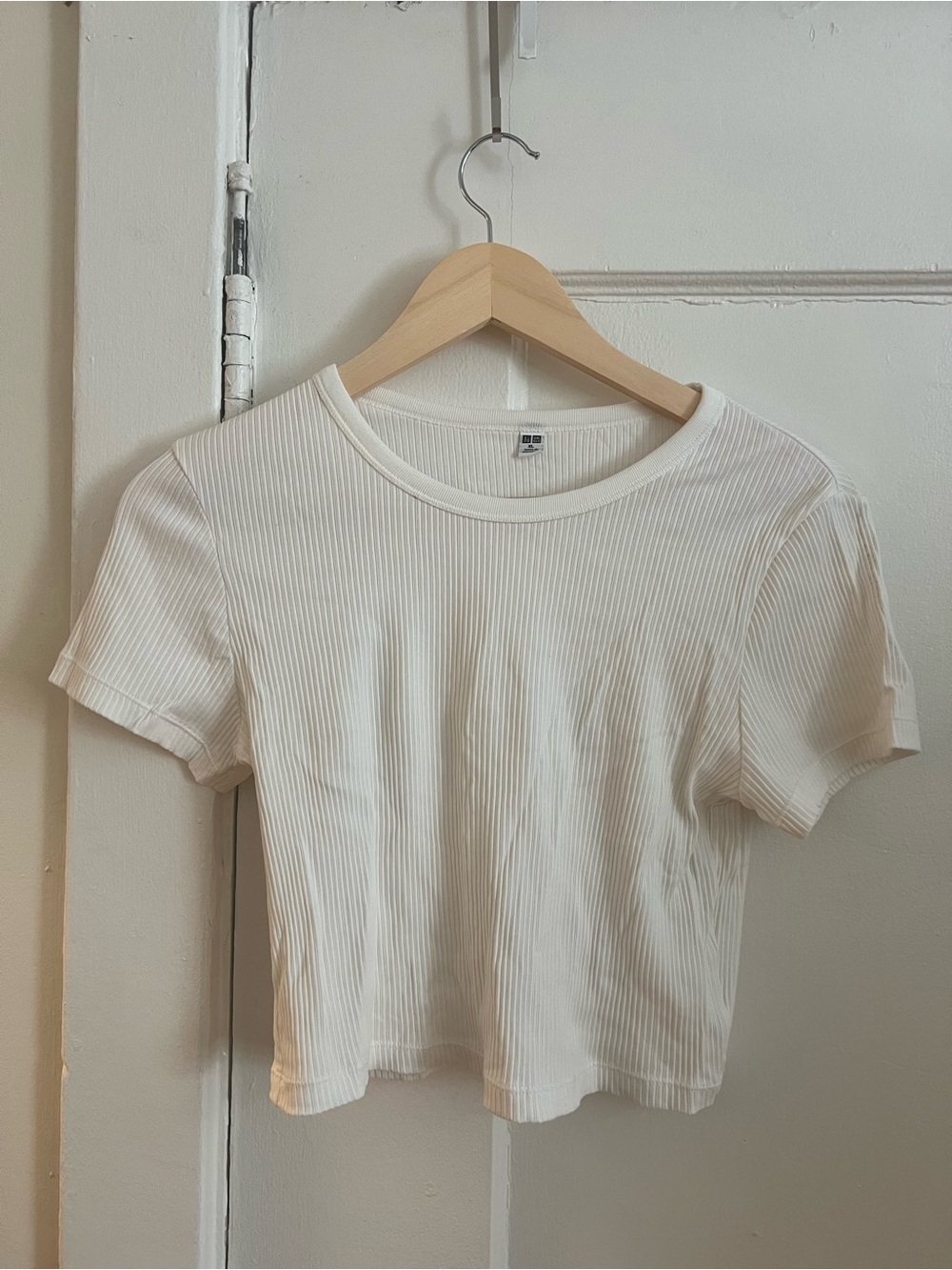 Uniqlo Ribbed Short Sleeve Crewneck Top - White